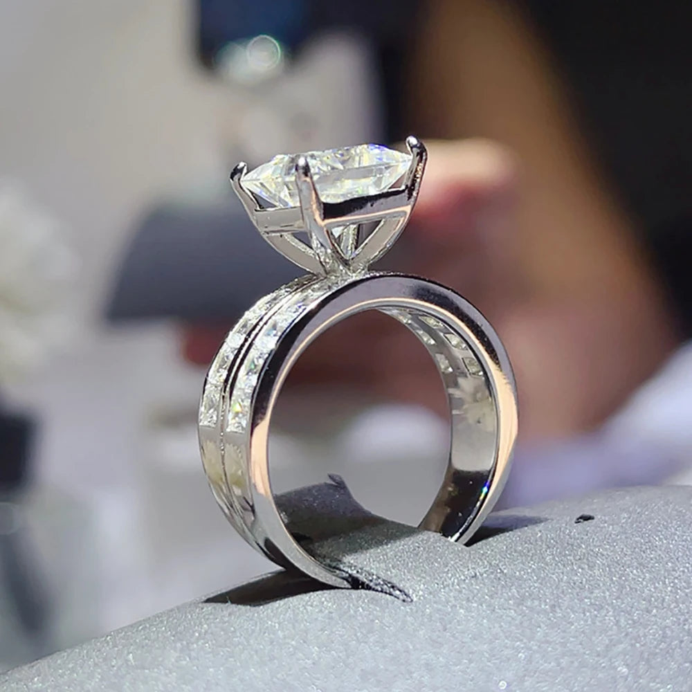 Valerisse Royale Duo Ring