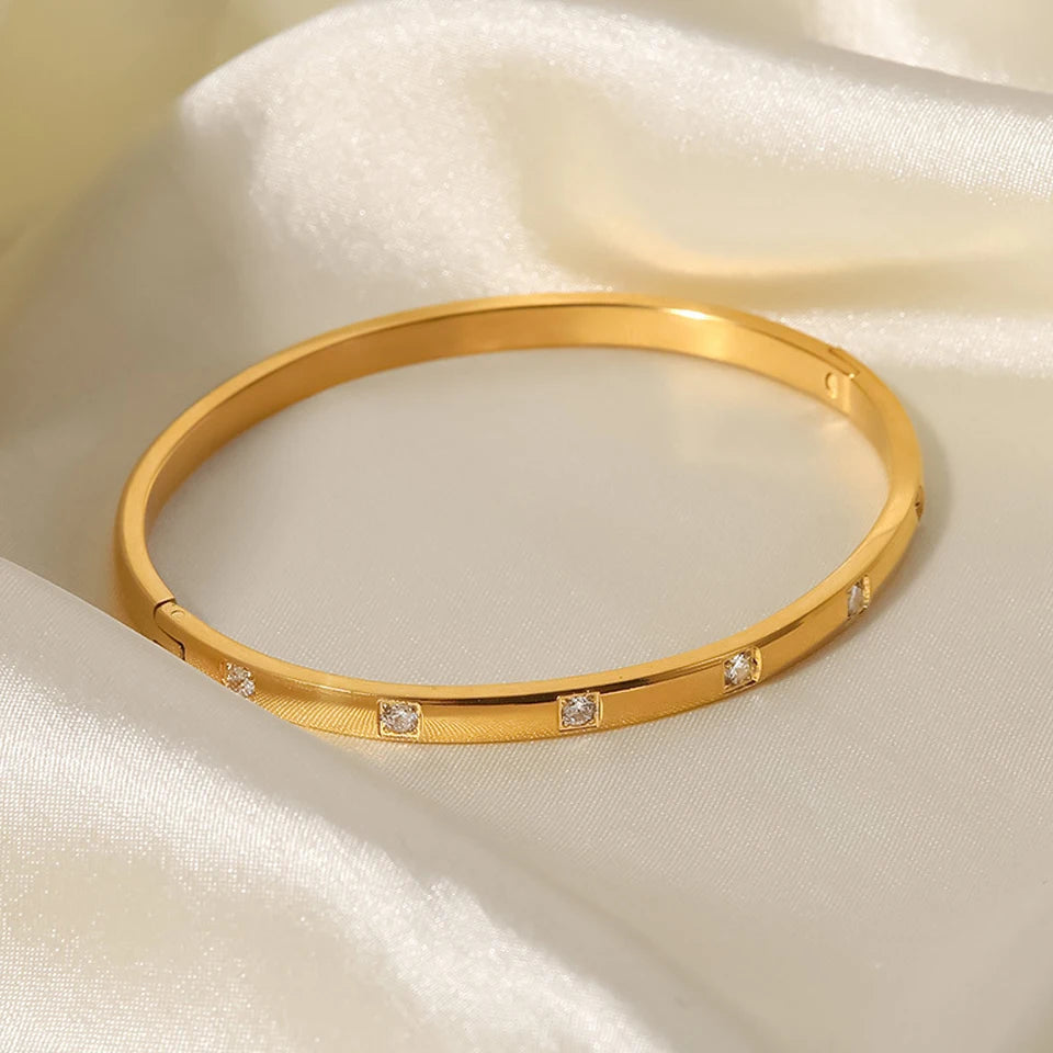 Aristelle Emerald Prestige Bracelets